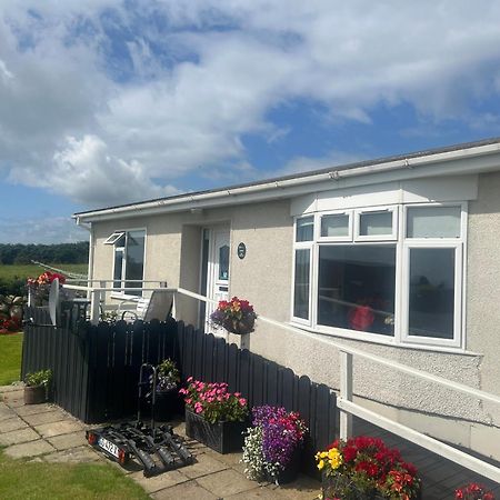 Moneydarragh Cottage With Uninterrupted Mountain And Sea Views- Hot Tub Available For Hire 安纳隆 外观 照片
