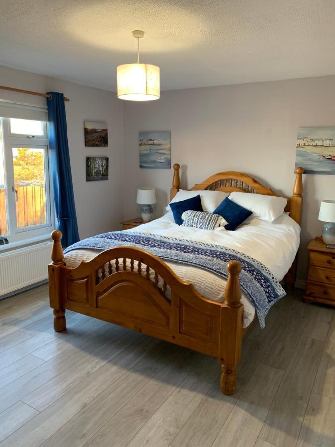 Moneydarragh Cottage With Uninterrupted Mountain And Sea Views- Hot Tub Available For Hire 安纳隆 外观 照片